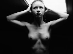 photoshoot-260928-005